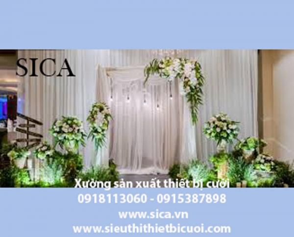 Tấm phông kết hợp cổng cưới có ở TPHCM
