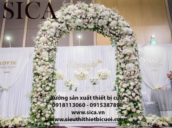 Các mẫu trang trí hoa giả cho tấm phông giá rẻ