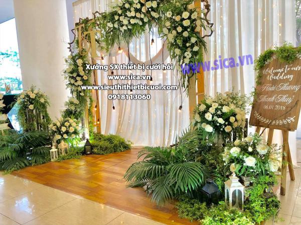 Chổ bán backdrop trang trí nhà hàng tiệ cưới